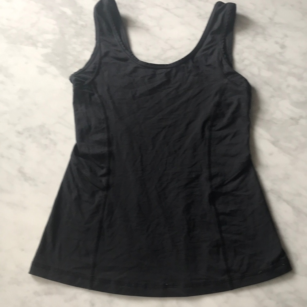 Lululemon double scoop top